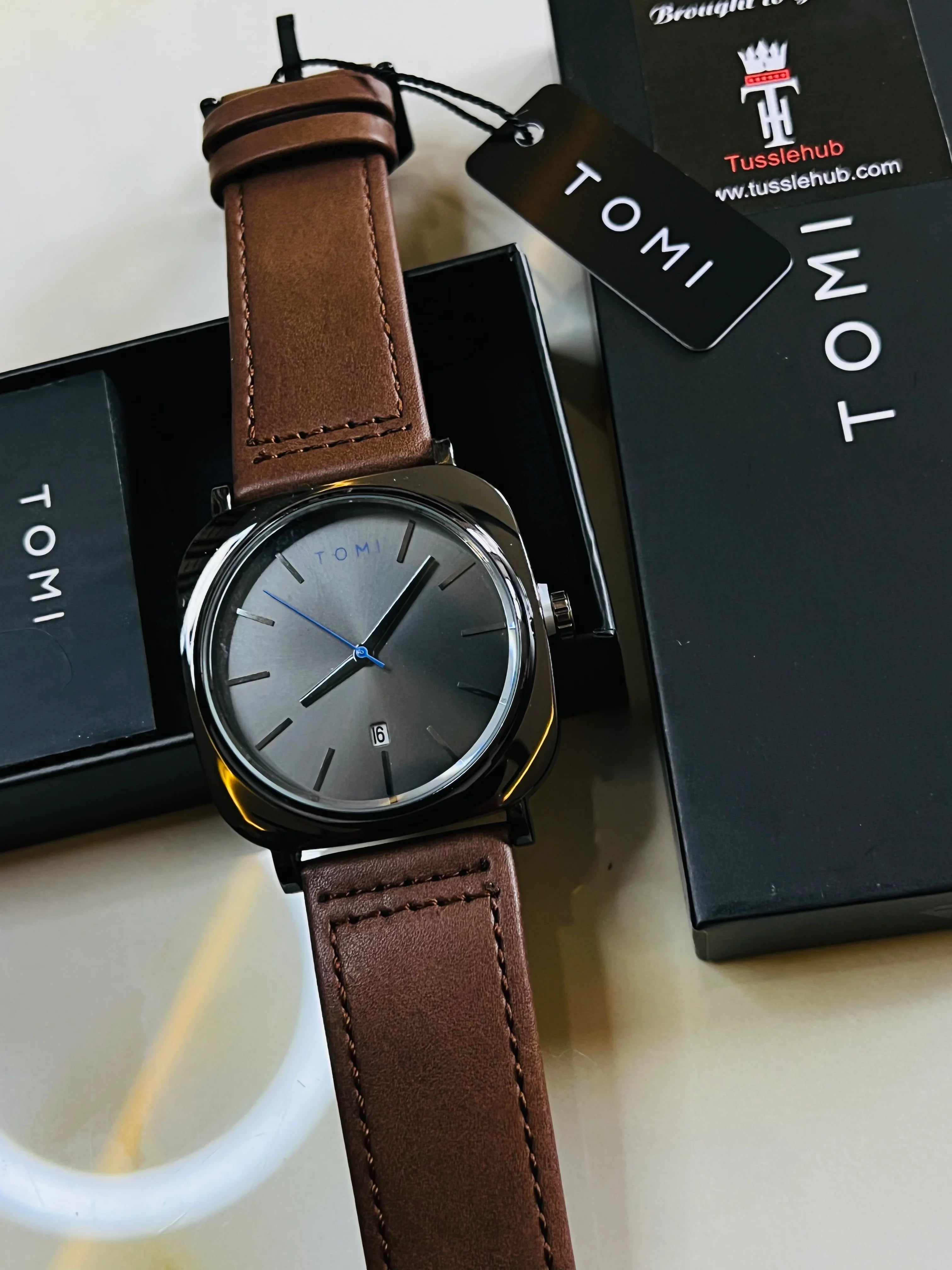 TOMI MAIN WATCH